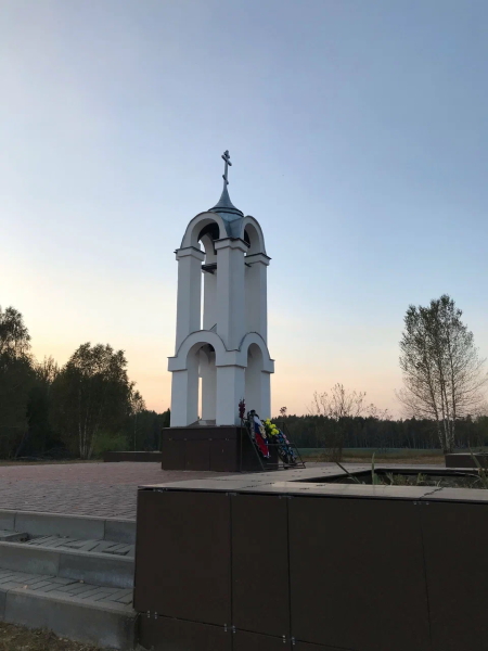 Фотографии.
